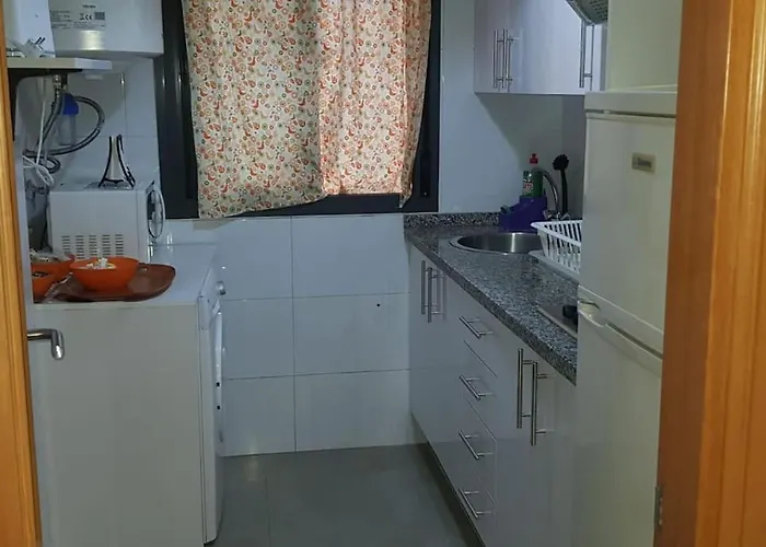 Center Apartment *